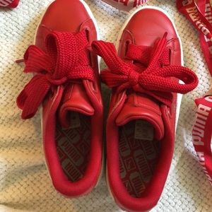Women’s Puma Basket Heart Shoes